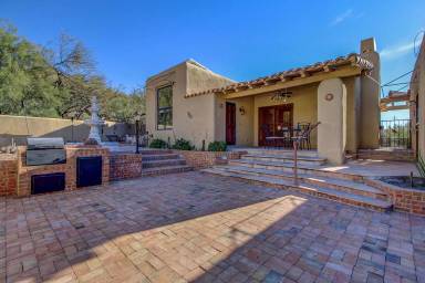 Main picture of 7240 N Camino Sin Vacas