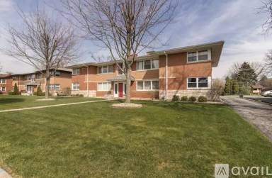 Main picture of 1321 Balmoral Ave