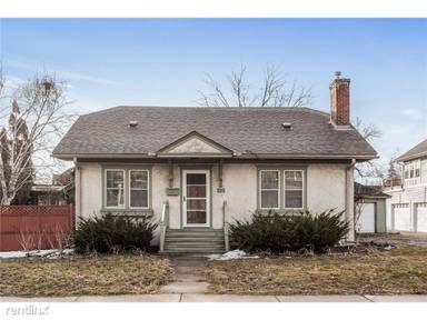 Main picture of 117 Cedar Lake Rd S