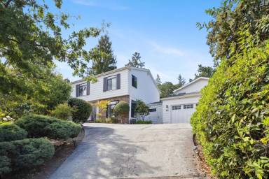 Main picture of 955 Siskiyou Dr