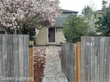 Main picture of 5042 Fauntleroy Way SW