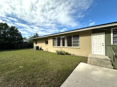 Main picture of 5550 Darlow Ave