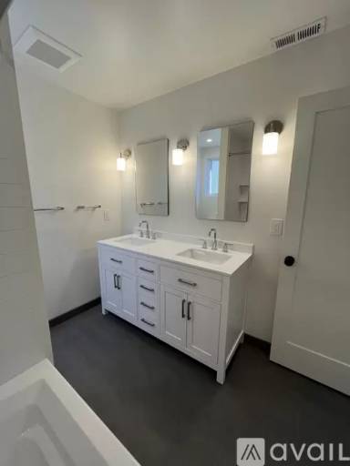 Main picture of 305 N 4th Ave