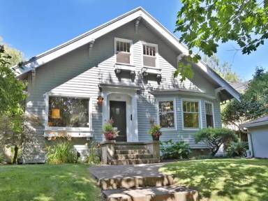 Main picture of 2223 NE 16th Ave
