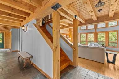 Main picture of 448 Dynamite Hill Rd