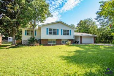 Main picture of 1405 Cambridge Rd