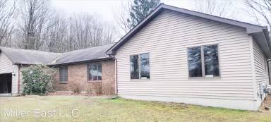 Main picture of 92 Miller Rd