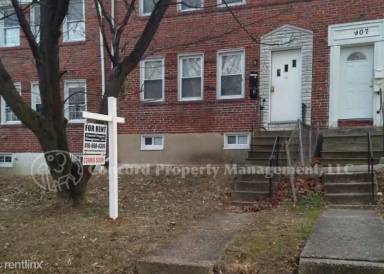 Main picture of 909 Saint Dunstans Rd