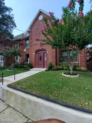 Main picture of 317 Delafield Pl NW