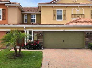 Main picture of 5640 Siracusa Ln