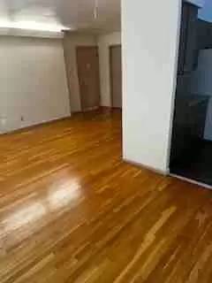 Main picture of 3516 Russell Blvd
