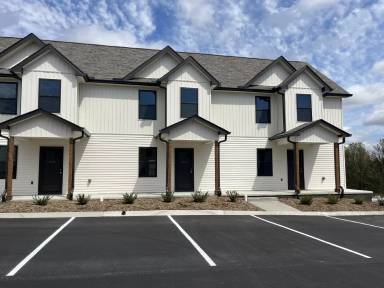 Main picture of 117 Macy Way