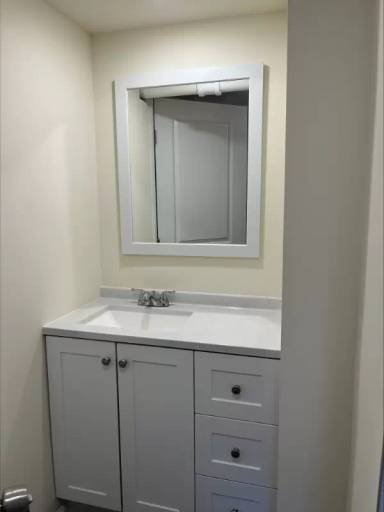 Main picture of 35 Kensington Ave