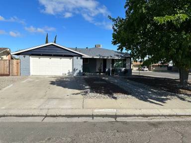 Main picture of 1463 Alberta St