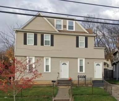 Main picture of 233 Dueber Ave SW