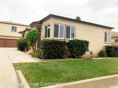 Main picture of 2024 1/2 S Genesee Ave