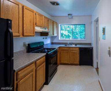 Main picture of 10619 Montrose Ave
