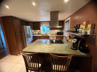 Main picture of 30 Cherry St