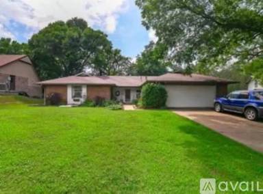 Main picture of 1611 Fairfield Dr