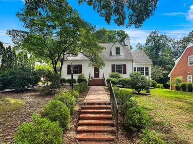 Main picture of 209 Indian Springs Rd