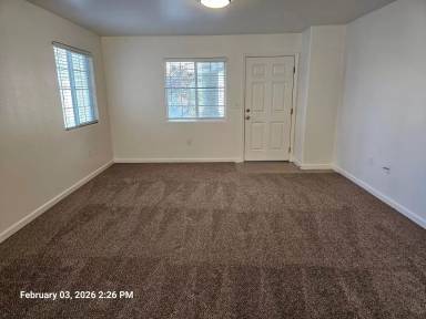 Main picture of 2242 W Lark Ave