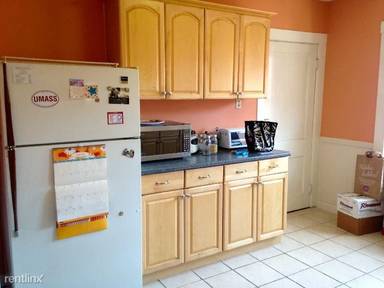 Main picture of 99 Glenville Ave