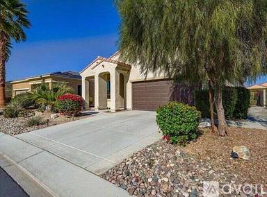 Main picture of 81894 Avenida Estuco