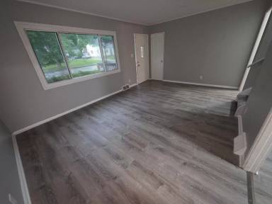 Main picture of 5268 N 64th St