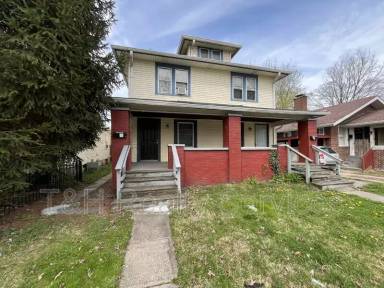 Main picture of 606 N Chester Ave