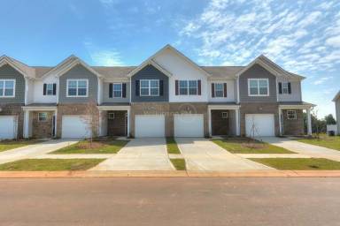 Main picture of Castle Nook Condominiums