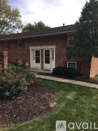 Main picture of 1351 Bluff Ave