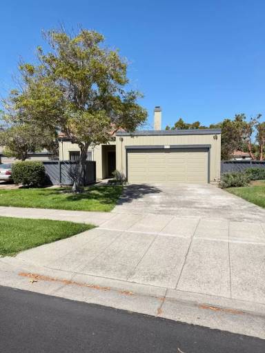 Main picture of 3555 Magnolia Dr