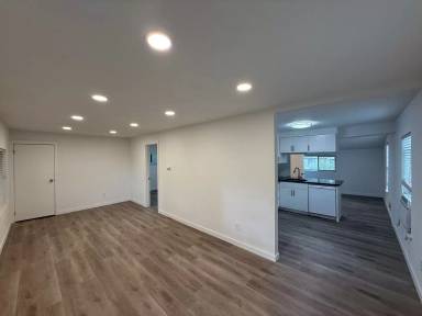 Main picture of 10928 26th Ave SW
