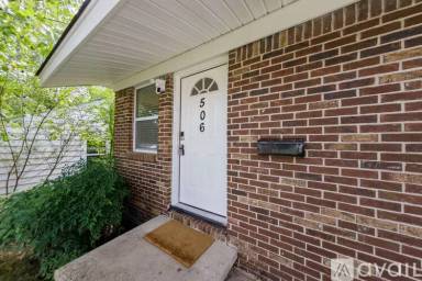 Main picture of 506 S Maple St