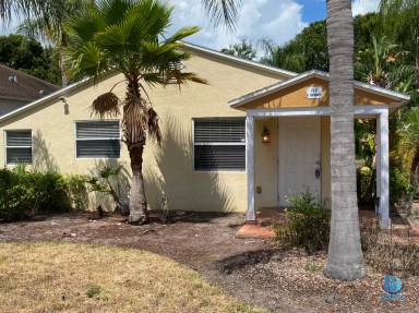 Main picture of 1355 Drew St