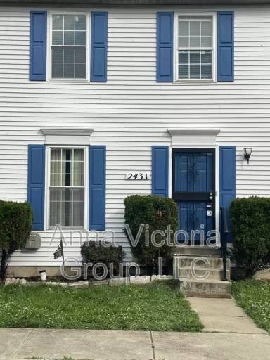 Main picture of 2431 E Rosecroft Village Cir