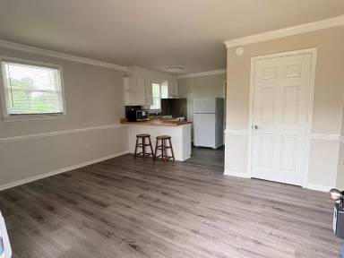 Main picture of 6247 Jefferson Park Rd