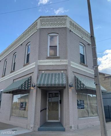 Main picture of 902 Avenue G