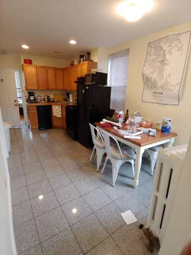 Main picture of 70 Joy St