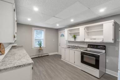 Main picture of 515 Noblestown Rd