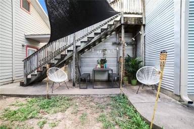 Main picture of 2905 Robinson Ave