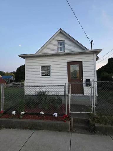 Main picture of 728 7th St