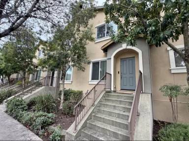 Main picture of 16489 Liberty St