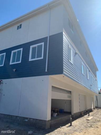 Main picture of 5324 Wilkinson Ave