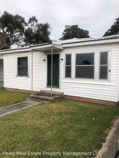 Main picture of 220 Dean St