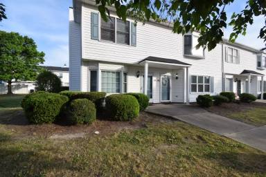 Main picture of 1105 Grovemont Dr
