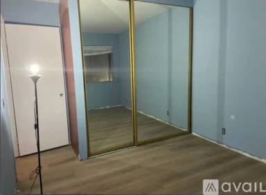 Main picture of 225 E 26th St