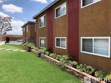 Main picture of 1015 W Garvey Ave N