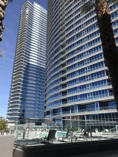 Main picture of 4535 Dean Martin Dr