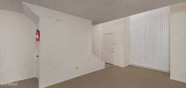 Main picture of South Oaks